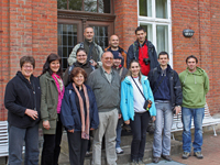 Trainees 2011-1 mit Projektleitung und Englischtrainern auf Hof Möhr
